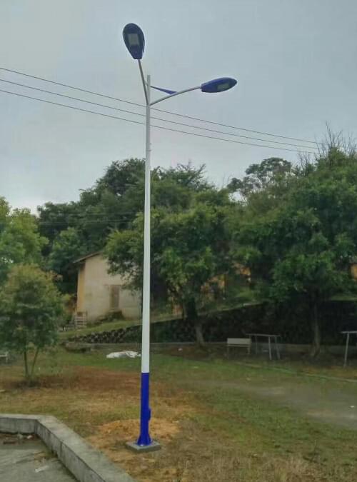 農村太陽能路燈安裝