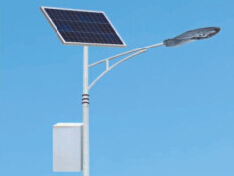 太陽(yáng)能路燈蓄電池鉛酸類、鋰電池哪個(gè)好？