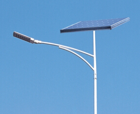 led太陽能路燈蓄電池為什么要存儲一段時間才出貨？